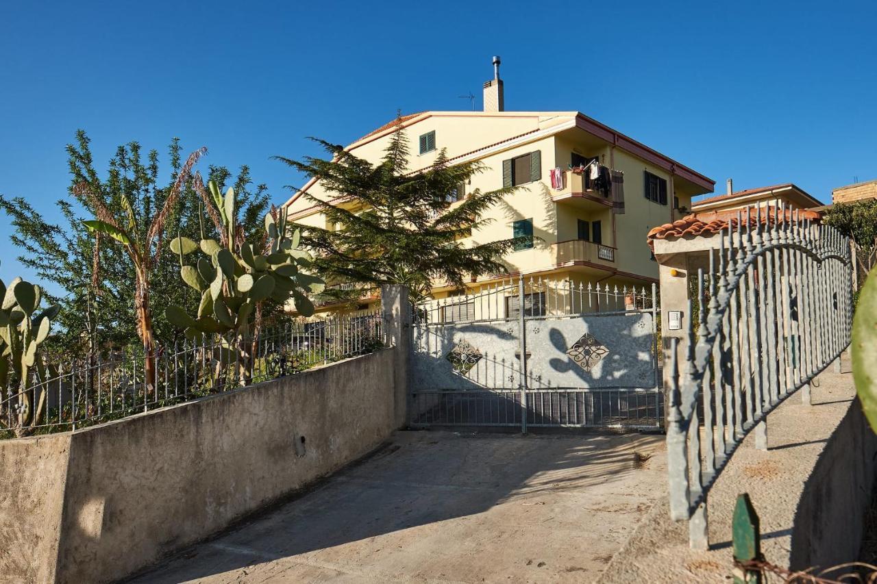 Bouganville House - Casa Vacanze Triparni 外观 照片